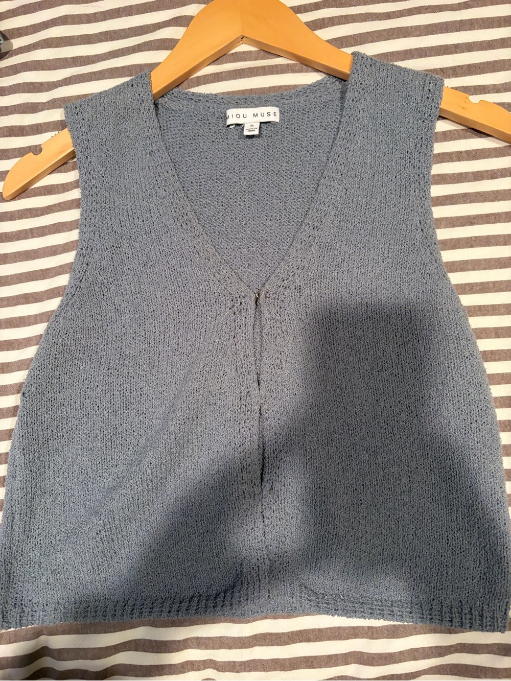 Button knit tank